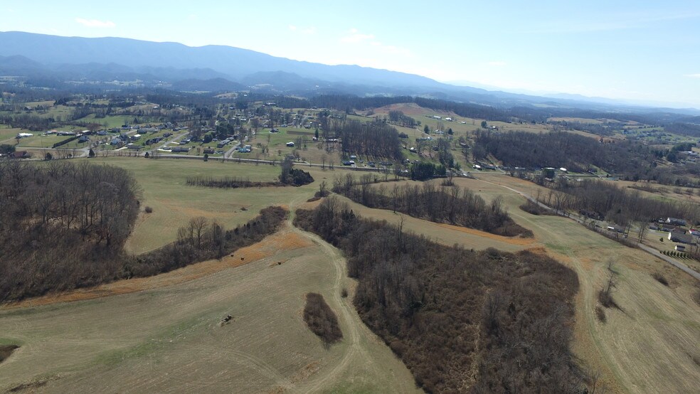 More Photos Of 2684 Weaver Pike, Bristol Land For Sale