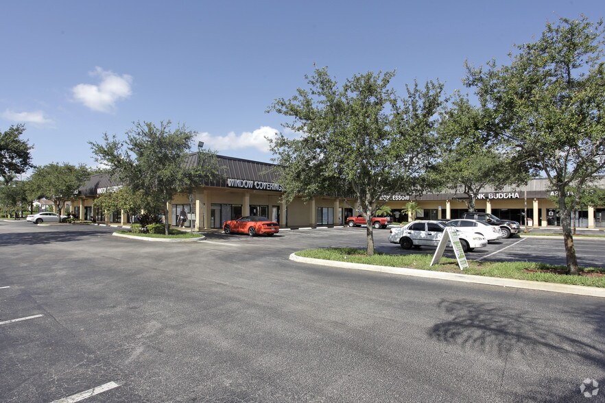 More Photos Of 5905-5985 S University Dr, Davie Freestanding For Lease