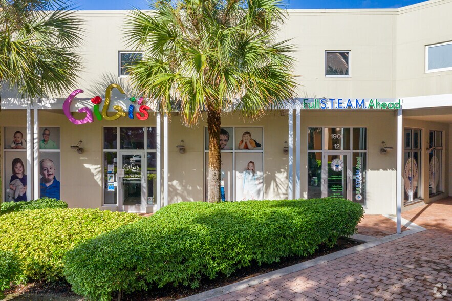 More Photos Of 1901 Brantley Rd, Fort Myers Unknown For Lease