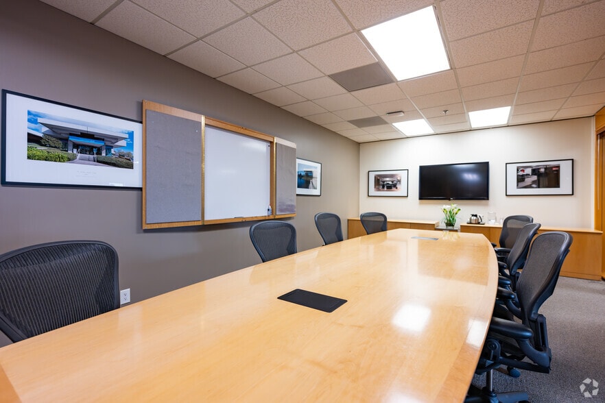 More Photos Of 131 Stony Cir, Santa Rosa Coworking Space