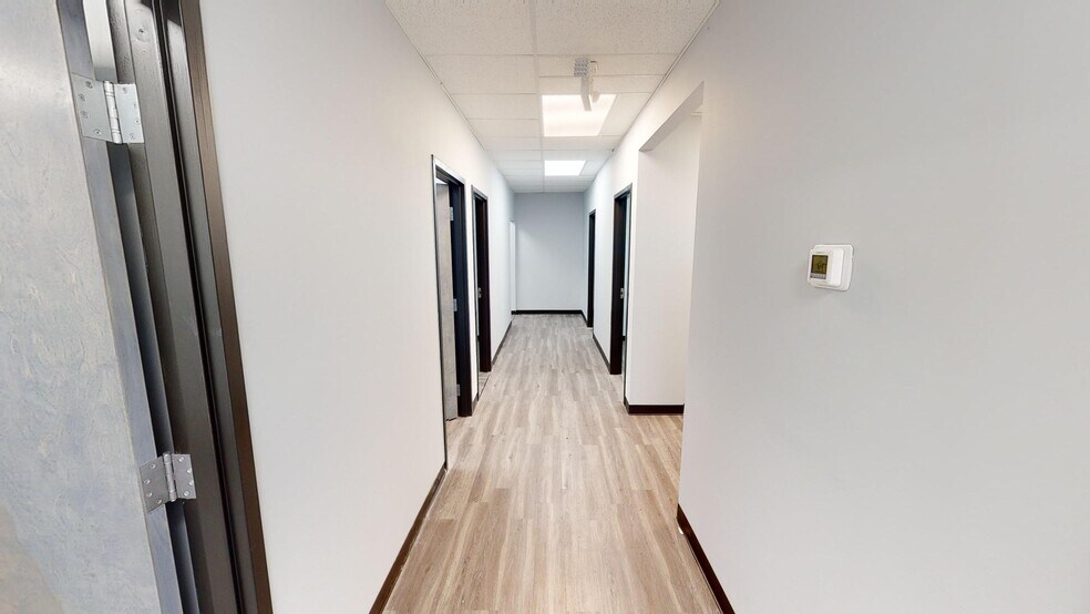 More Photos Of 3201 Atlanta Industrial Pky NW, Atlanta Light Distribution For Lease