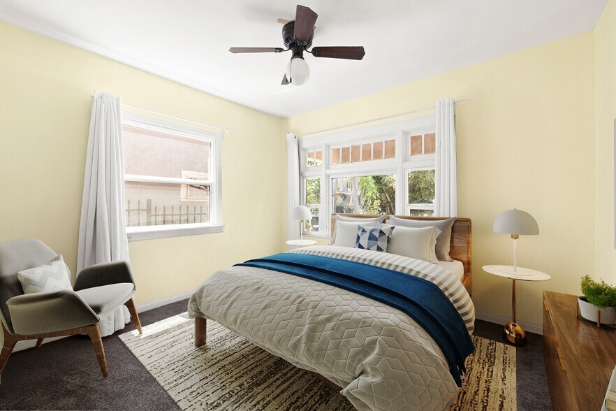 More Photos Of 986 E 51st St, Los Angeles Apartments For Sale