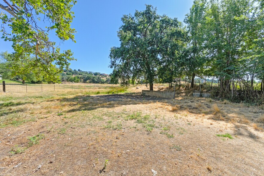 More Photos Of 1200 Gold Hill Rd, Newcastle Land For Sale