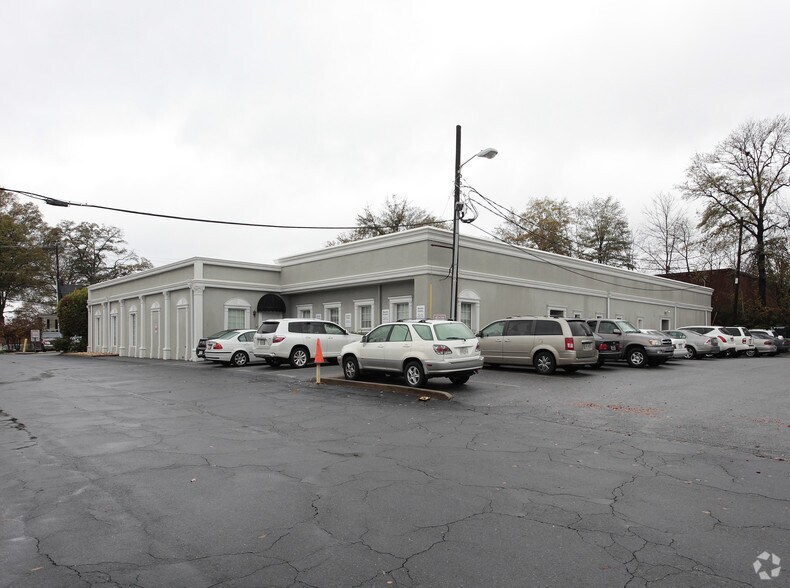 More Photos Of 792 Church St, Marietta Medical For Lease