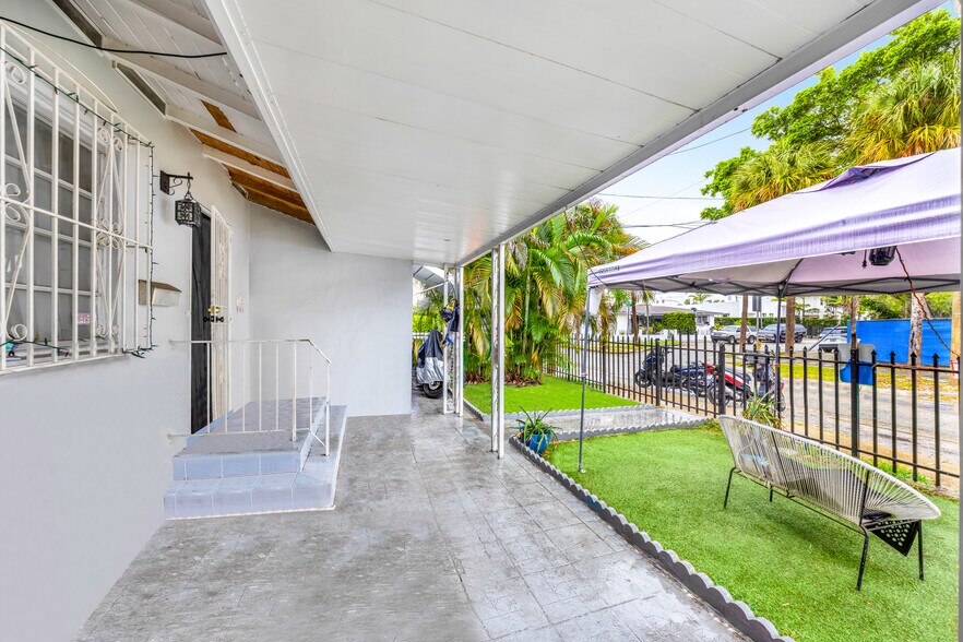 More Photos Of 943 SW 9th Ave, Miami Apartments For Sale
