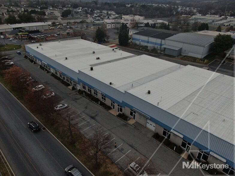 More Photos Of 1114-1124 Commons Blvd, Reading Flex For Sale