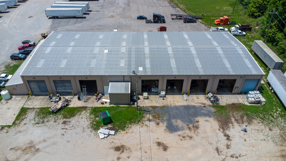 More Photos Of 3656 Chattanooga Rd, Tunnel Hill Warehouse For Sale