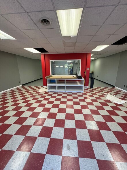 More Photos Of 3030 Kettering Blvd, Moraine General Retail For Sale