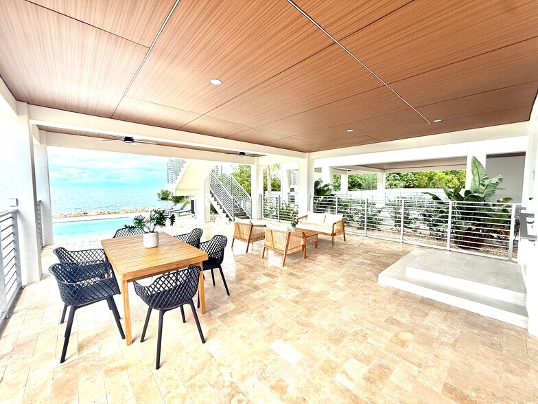 More Photos Of 990 41st St, Marathon Land For Sale