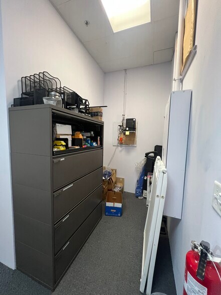 More Photos Of 15409 W Greenway Rd, Surprise Storefront For Lease