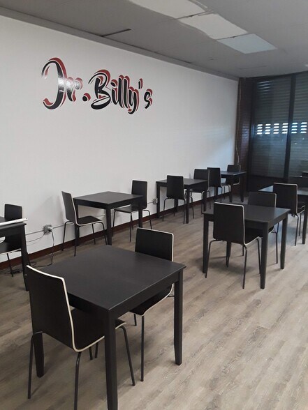 More Photos Of 137 W Chelten Ave, Philadelphia Restaurant For Lease