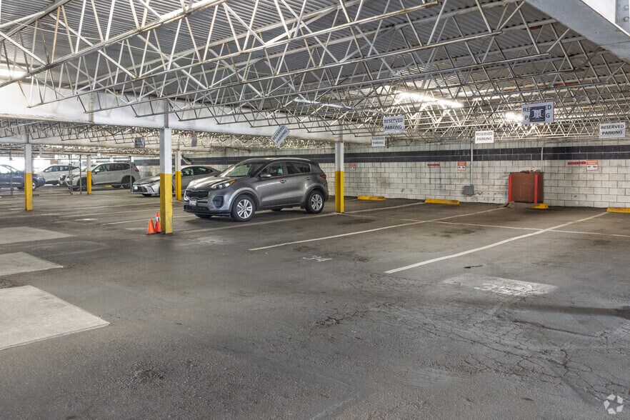 More Photos Of 3605 Long Beach Blvd, Long Beach Office For Lease