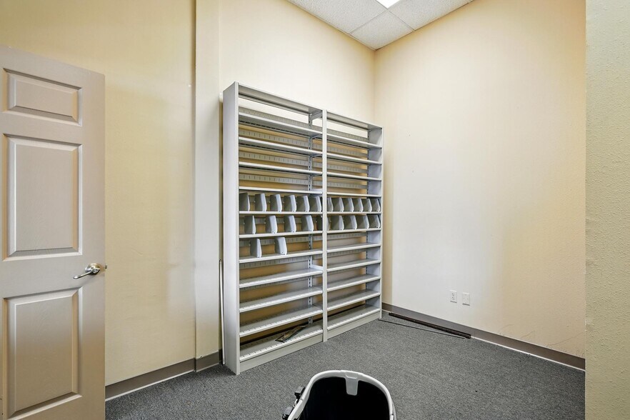 More Photos Of 4102 Buffalo Gap Rd, Abilene Unknown For Lease