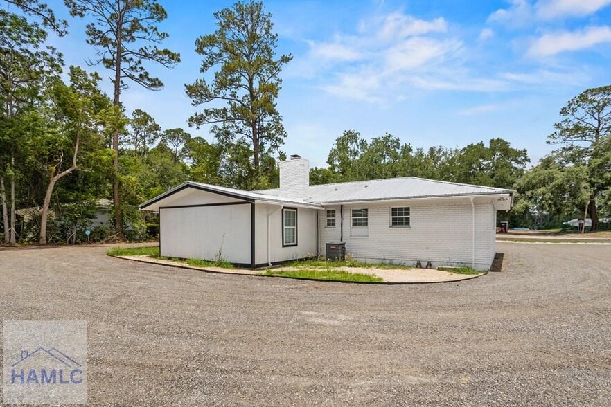 More Photos Of 131 Macarthur Dr, Hinesville Office Residential For Sale