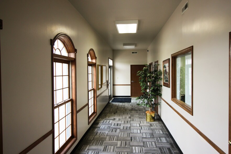 More Photos Of 2859 Northpark Ave, Huntington Medical For Lease