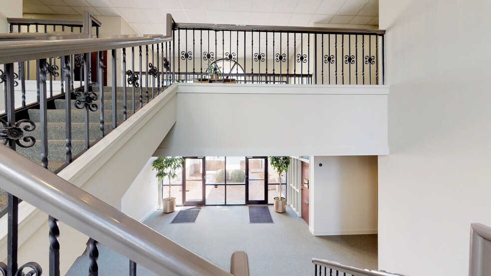 More Photos Of 2101 N Sardis Rd, Charlotte Office For Sale