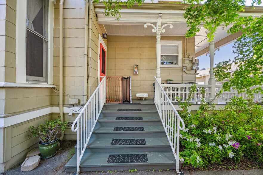 More Photos Of 1645 Main St, Napa Apartments For Sale