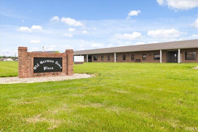 Primary Photo Of 835 S 9th Ave, Haubstadt Medical For Sale