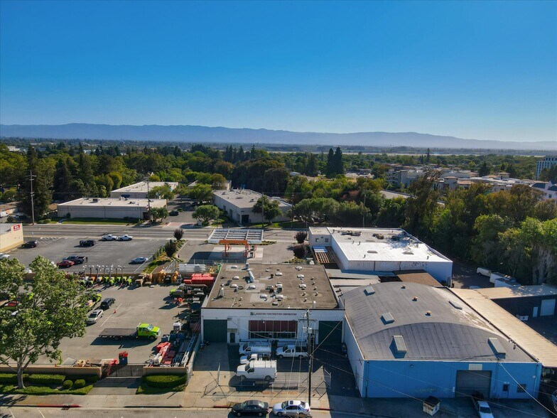 More Photos Of 1165-1169 N 5th St, San Jose Service For Sale