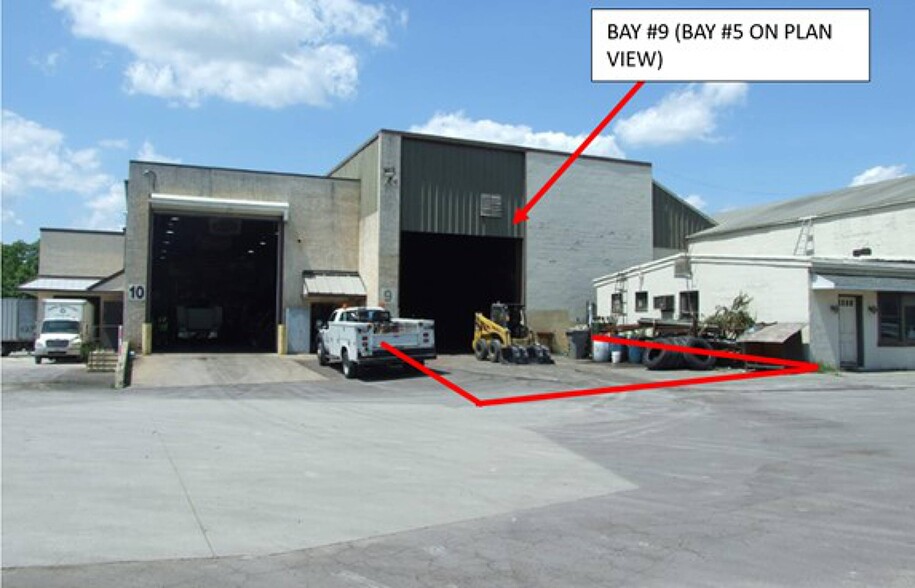 Primary Photo Of 5 Brower, Oaks Warehouse For Lease