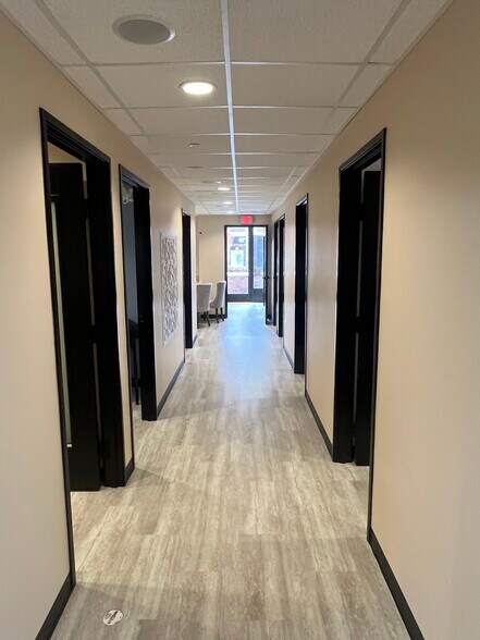 More Photos Of 5823 Prosperity Crossing, Charlotte General Retail For Lease