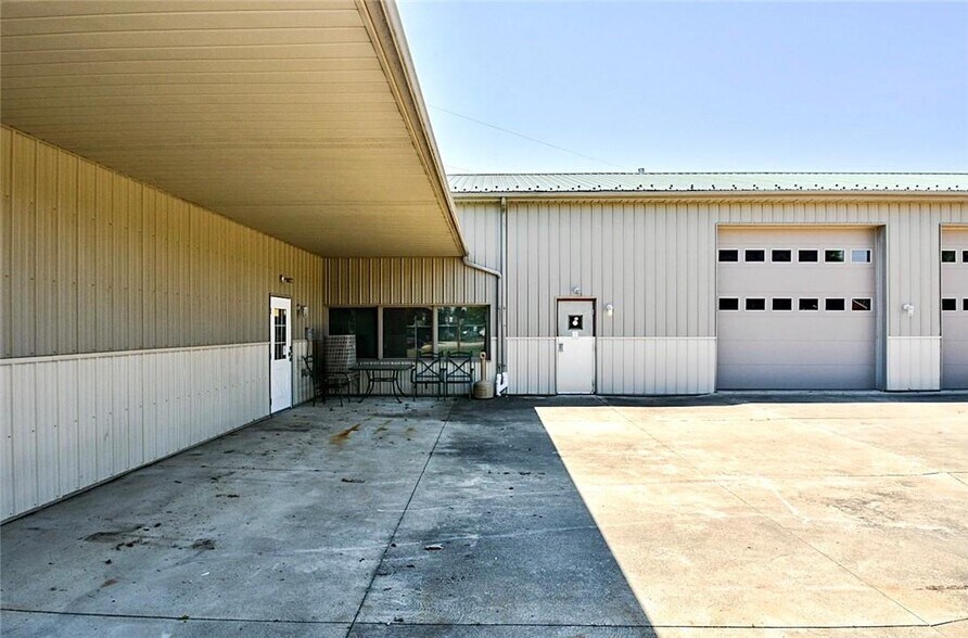 More Photos Of 4001 Cleveland Ave S, Canton Industrial For Sale