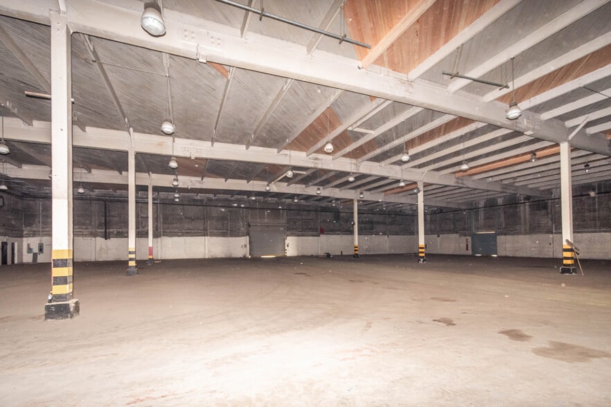 More Photos Of 2901 Apron Ave, Atwater Warehouse For Sale