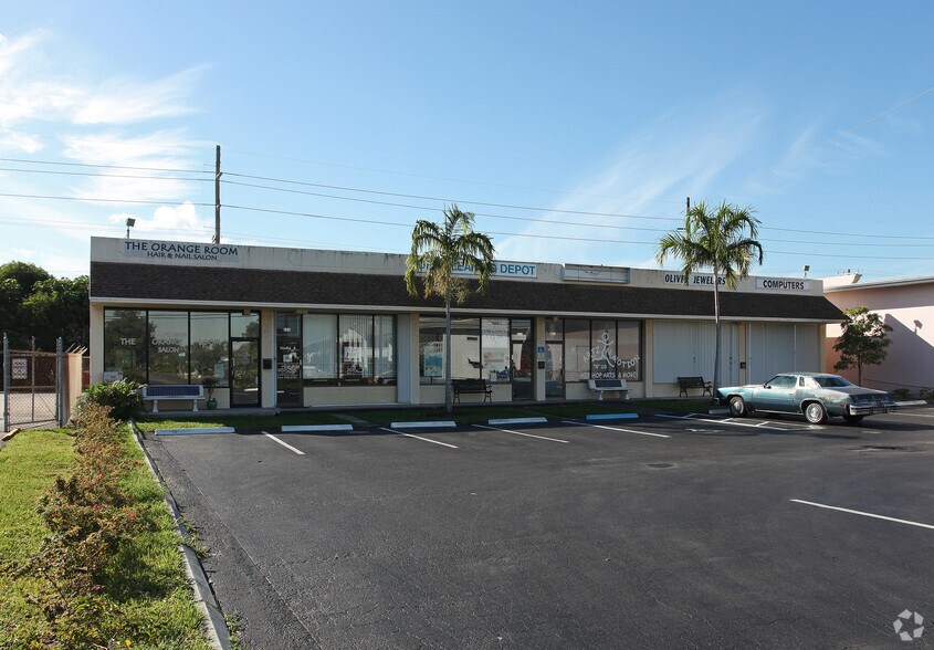 More Photos Of 690-700 E Mcnab Rd, Pompano Beach Freestanding For Lease
