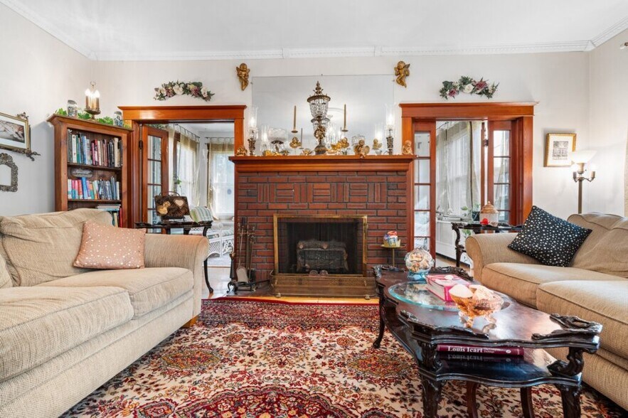 More Photos Of 6100 Frederick Ave, Catonsville Hospitality For Sale