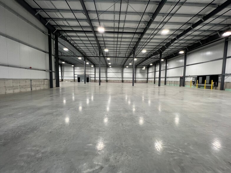 More Photos Of 17 Enterprise Dr, Monroe Manufacturing For Lease