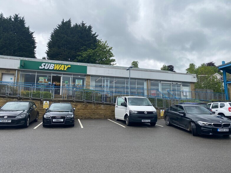 More Photos Of Keighley Rd, Bradford Storefront For Lease