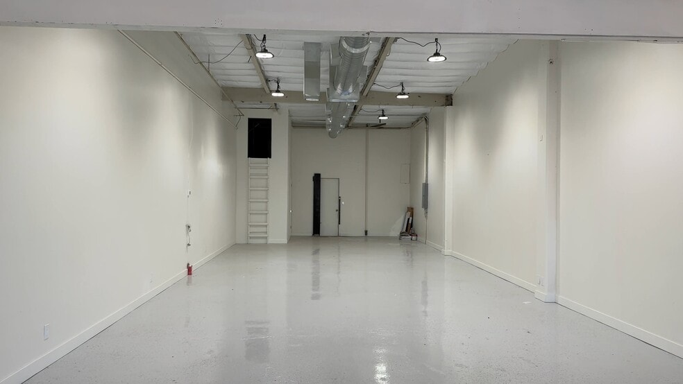 Primary Photo Of 4516-4550 E Chapman Ave, Orange Unknown For Lease