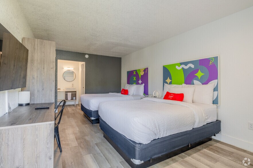 More Photos Of 1153 Airport Rd, Jacksonville Hotel For Sale