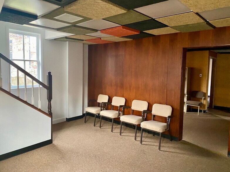 More Photos Of 121 N College St, Martinsburg Medical For Sale