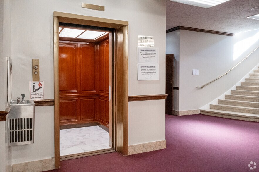 More Photos Of 2100 Middle Country Rd, Centereach Office For Sale