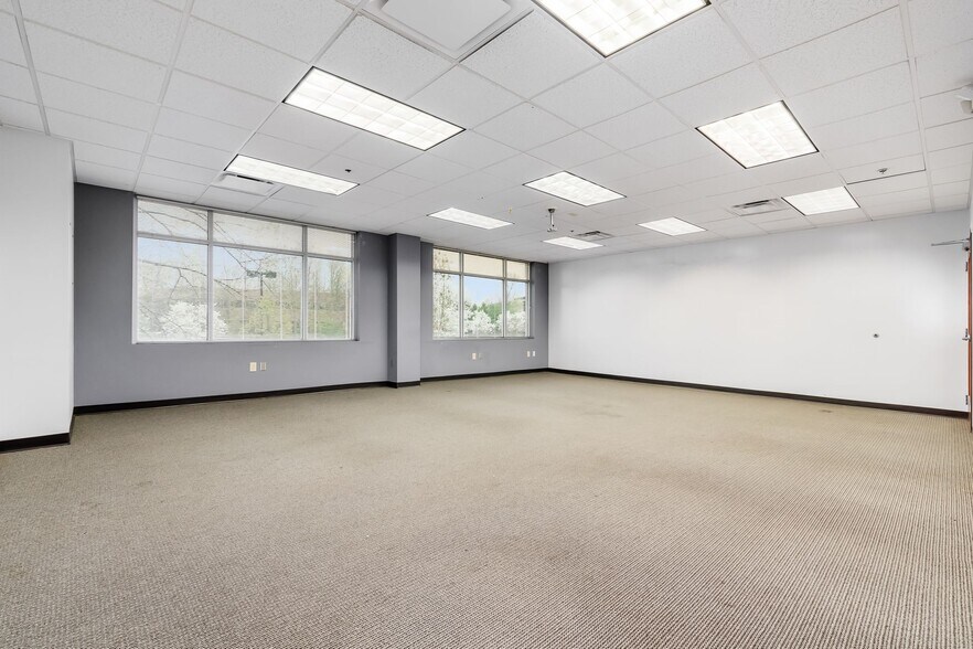 More Photos Of 8740 Orion Pl, Columbus Coworking Space