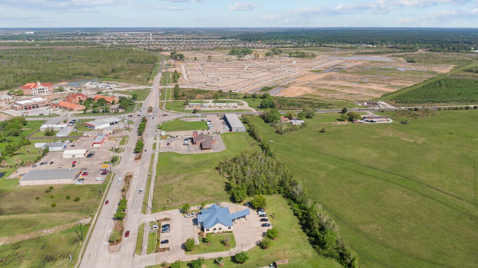 More Photos Of Eagle Dr, Mont Belvieu Land For Sale