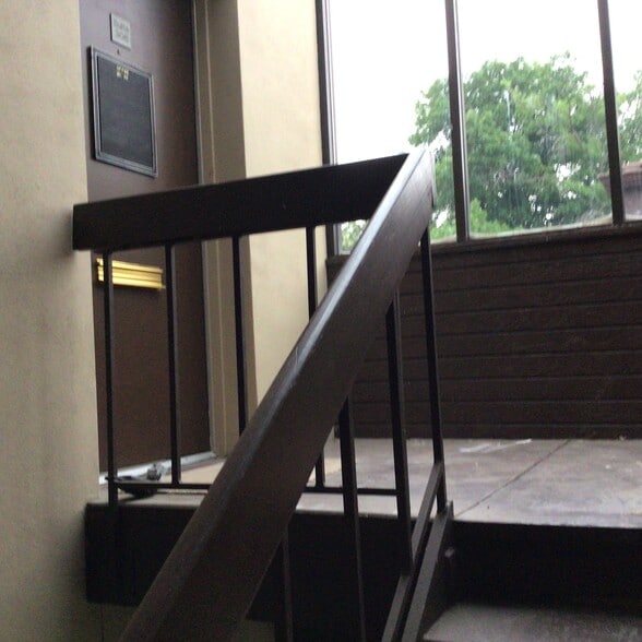 More Photos Of 2024 Arkansas Valley Dr, Little Rock Office For Sale