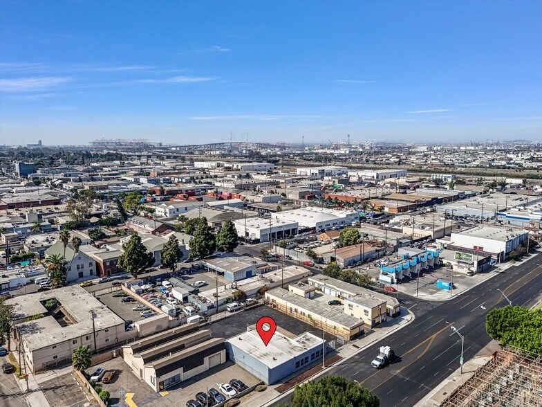More Photos Of 520 W Pacific Coast Hwy, Long Beach Flex For Sale