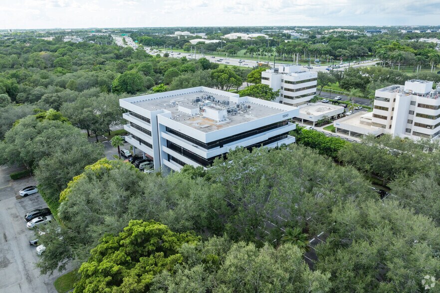 More Photos Of 1590 NW 10th Ave, Boca Raton Medical For Sale