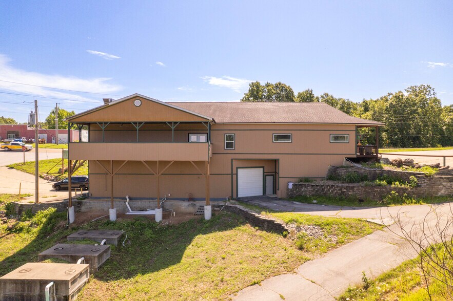 More Photos Of 473 Highway W, Eldon Storefront Retail Residential For Sale