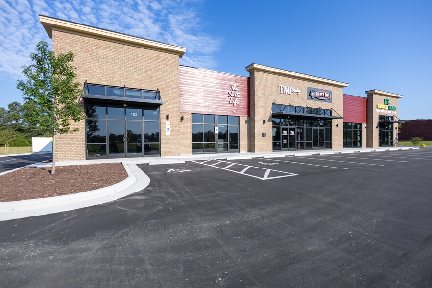Primary Photo Of 241 Easy St, Greenville General Retail For Lease