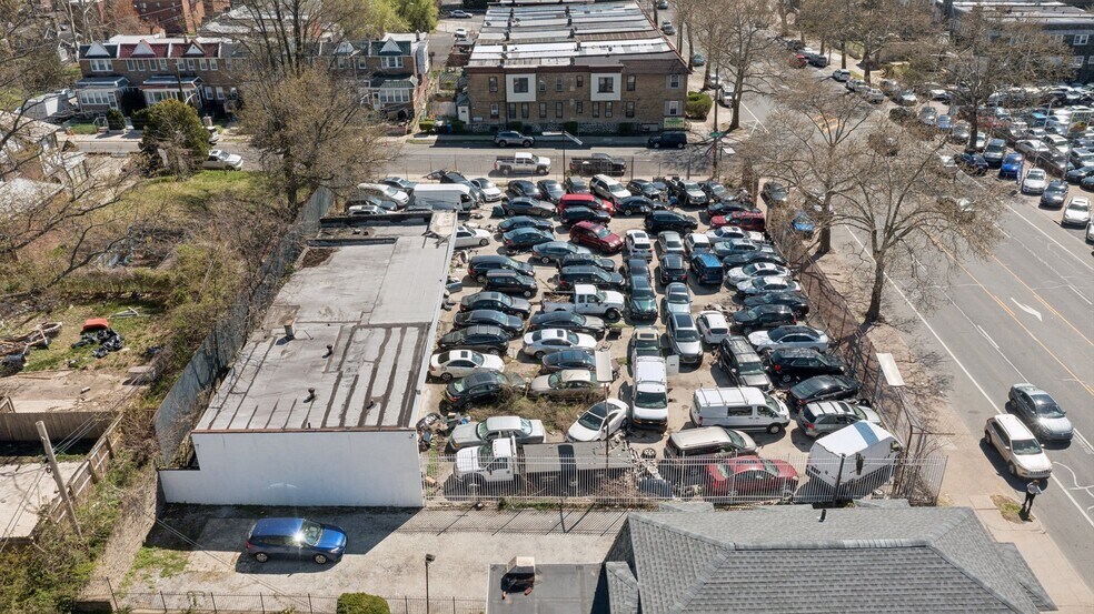 More Photos Of 6301-6311 N Broad St, Philadelphia Freestanding For Sale