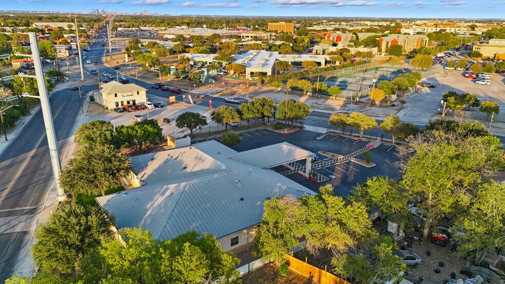 More Photos Of 137 Palo Alto Rd, San Antonio Healthcare For Sale