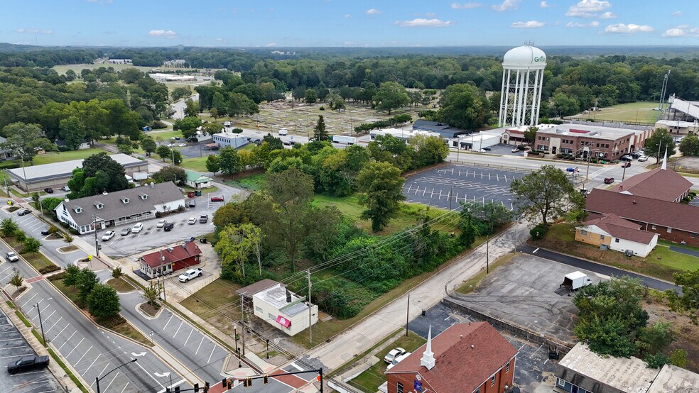 More Photos Of 406 E Solomon St, Griffin Office For Sale