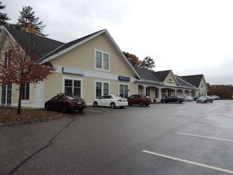 More Photos Of 171 Daniel Webster Hwy, Belmont Storefront Retail Office For Lease