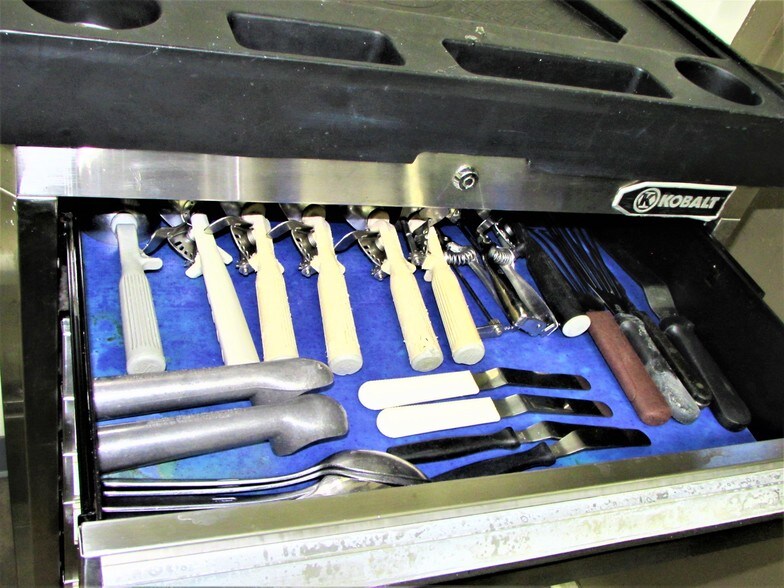 More Photos Of 6931 Gravois Ave, Saint Louis Restaurant For Lease