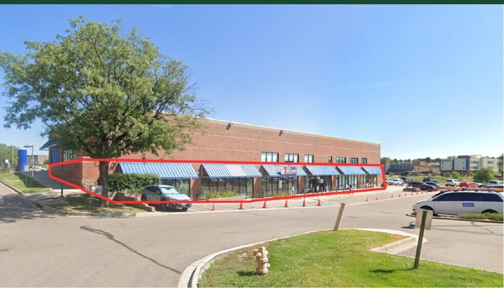 Primary Photo Of 406-490 S Chambers Rd, Aurora Storefront For Sale