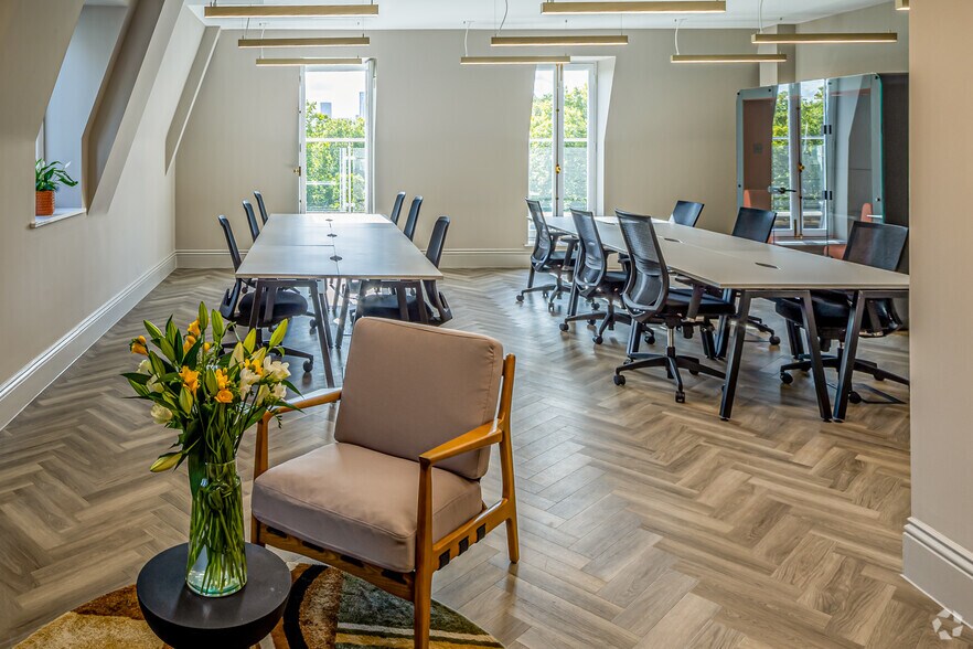 More Photos Of 117 Piccadilly, London Coworking Space