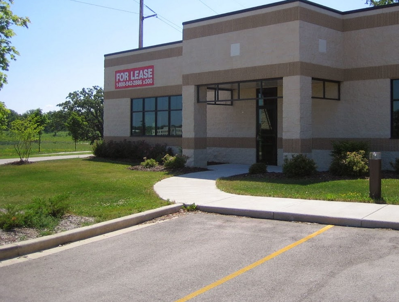 Primary Photo Of 725 Cornerstone Crossing, Waterford Medical For Lease